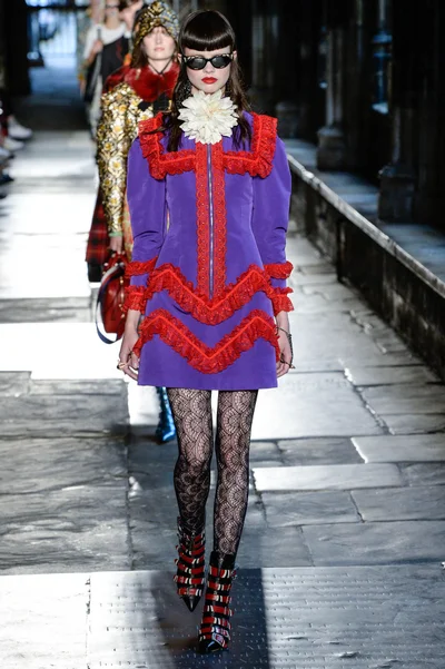 Look 44